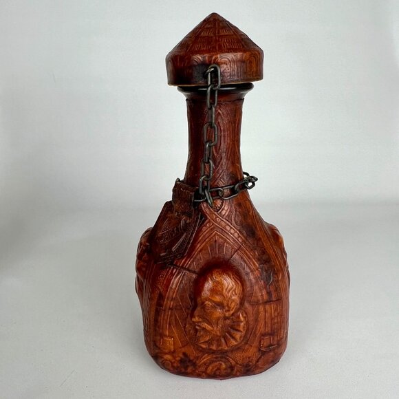 Vintage Jeyre Embossed Leather Don Quixote Decanter Wine Whiskey Spain set of 2 - Picture 11 of 16